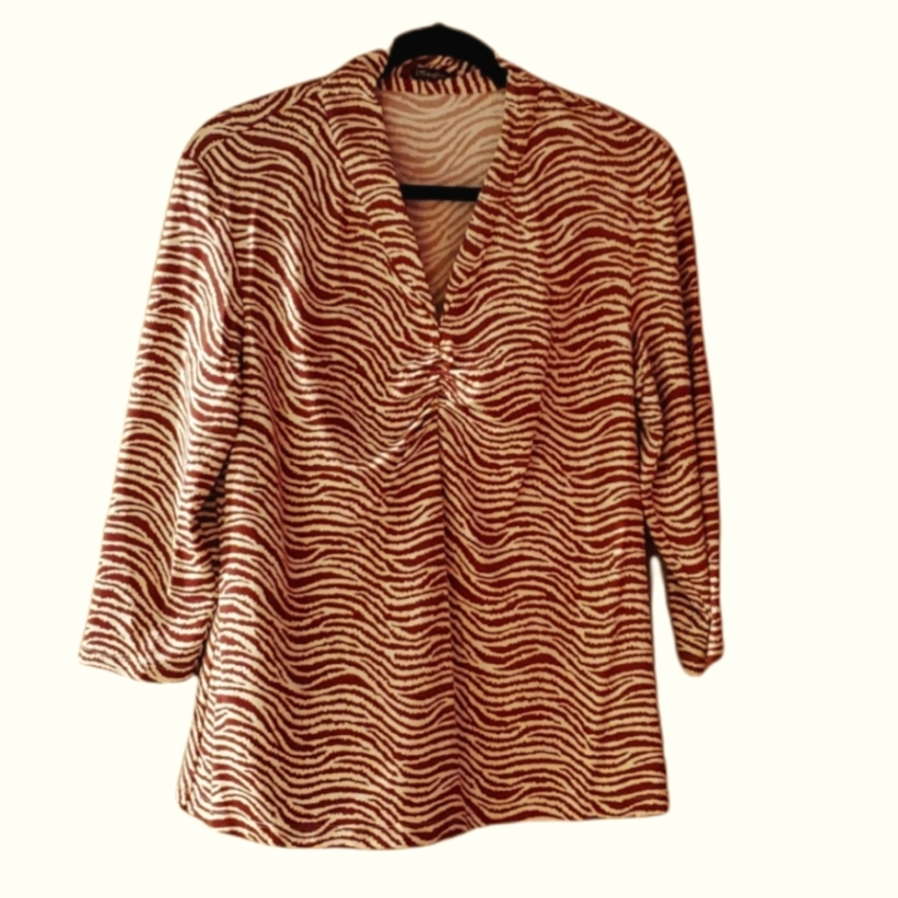 J McLaughlin XL top